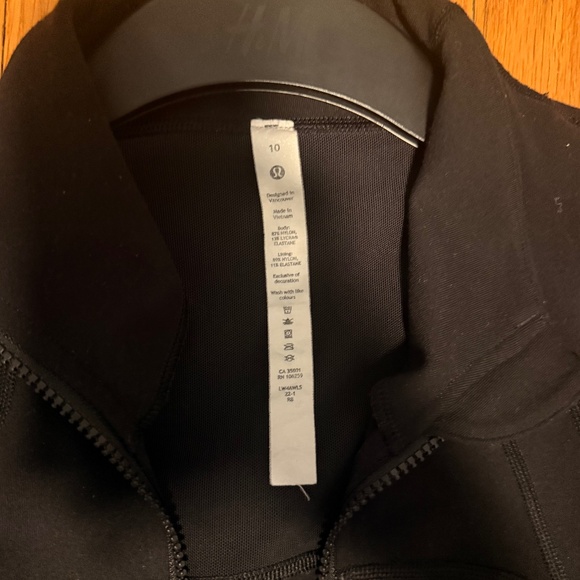 Lululemon Define Nulu Jacket - Picture 6 of 8